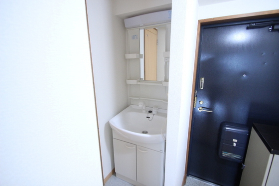 洗面設備　※別室の写真です