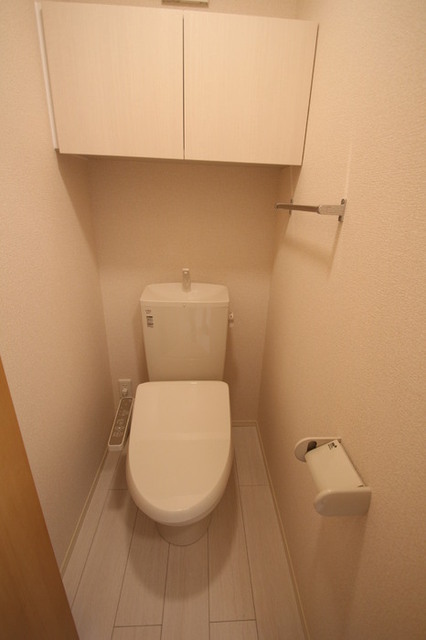 トイレ　トイレは温水洗浄便座付き！