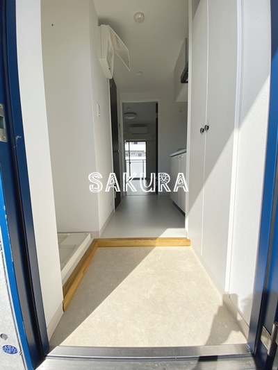 玄関　収納豊富なシューズボックスです♪