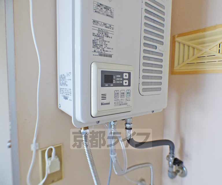 その他設備　給湯機です。