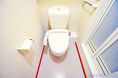 トイレ　備品や設備仕様は号室等により異なります現地をご確認ください。