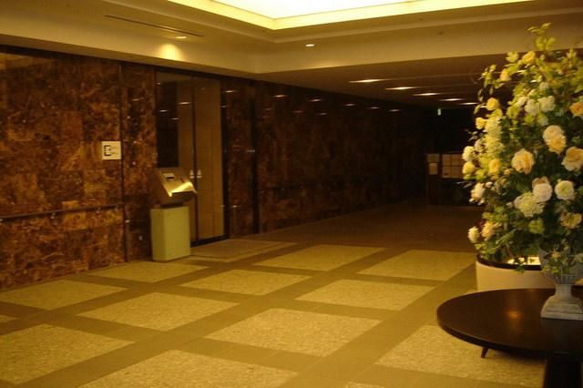 エントランス　ロビー