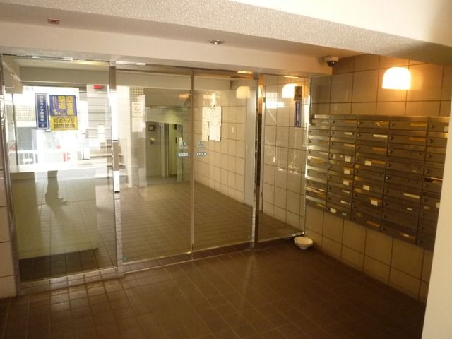 エントランス　エントランス