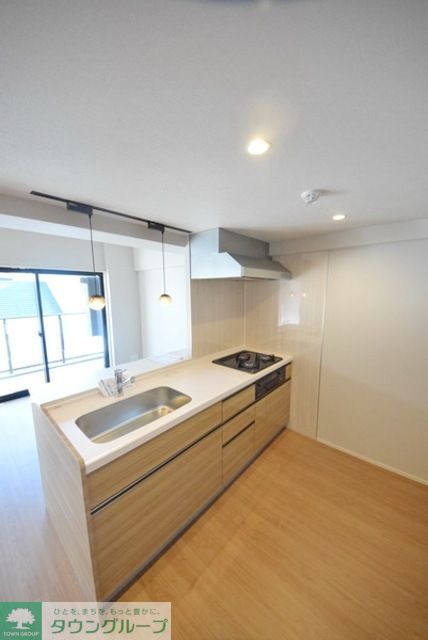 キッチン　お問合せはタウンハウジングまで！※現地待合わせ相談可能