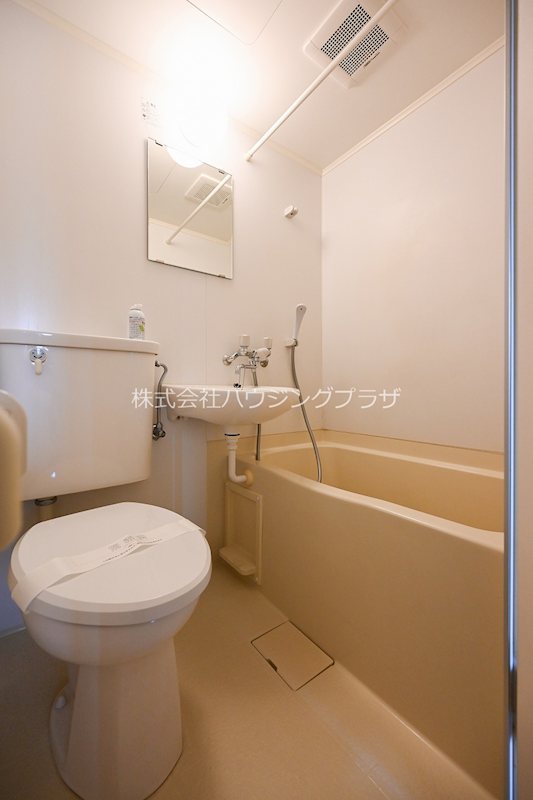 バス・シャワールーム　３点ユニットバス