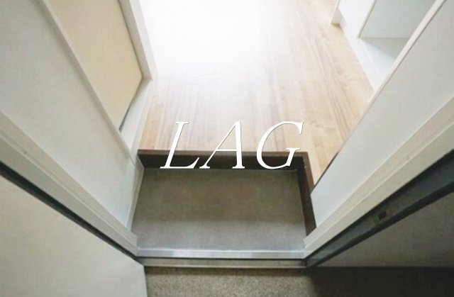 玄関　玄関です。