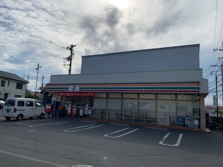 コンビニ　セブンイレブン 草加苗塚町店（コンビニ）まで205m