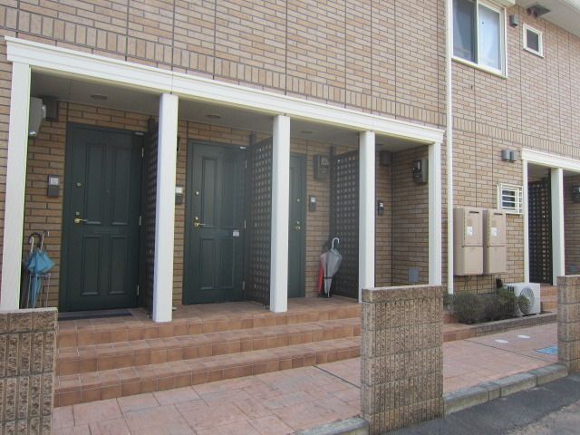 エントランス　★お問い合わせはタウンハウジング府中店まで★