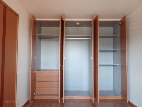 収納　クローゼット