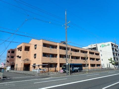 建物外観　外観写真（昼）