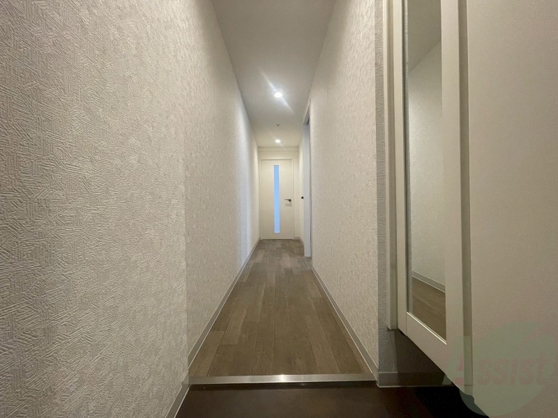 玄関　玄関から見た景色はこちらです。イメージできますか。