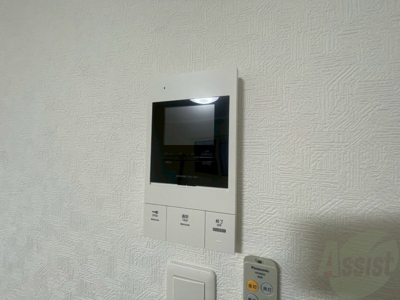 セキュリティ　モニタ付インターホンでセキュリティ面も安心です。