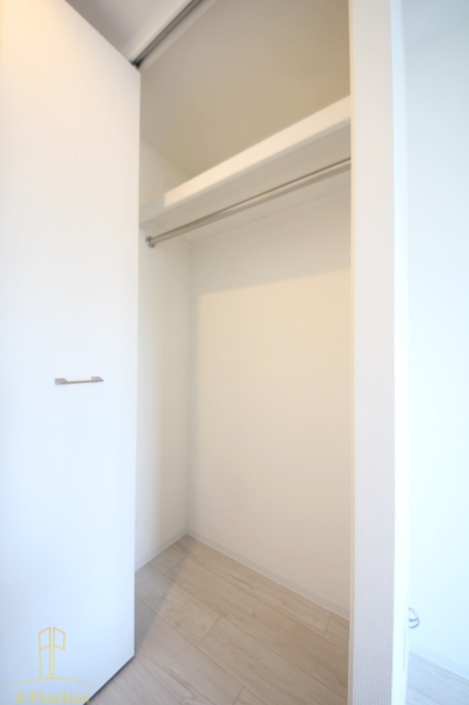 収納　エスリードTENROKU