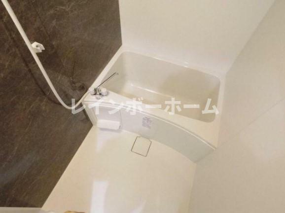 バス・シャワールーム　お風呂です