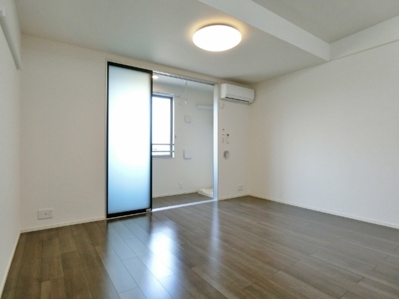 居室・リビング　図面と現状に相違がある場合には現状を優先