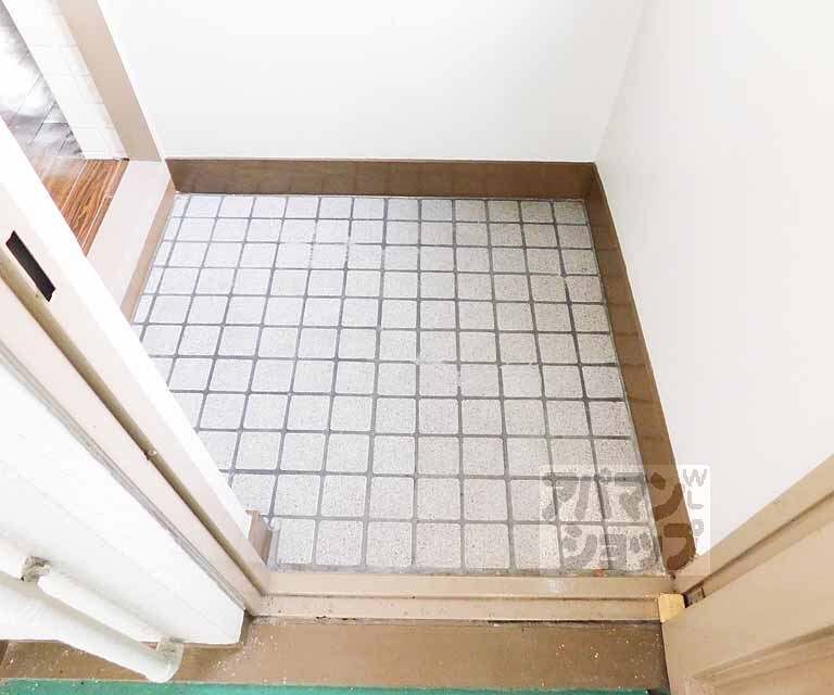 玄関　段差が少ないのがいいね！
