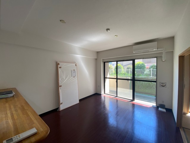 居室・リビング　※同タイプ別部屋のお写真