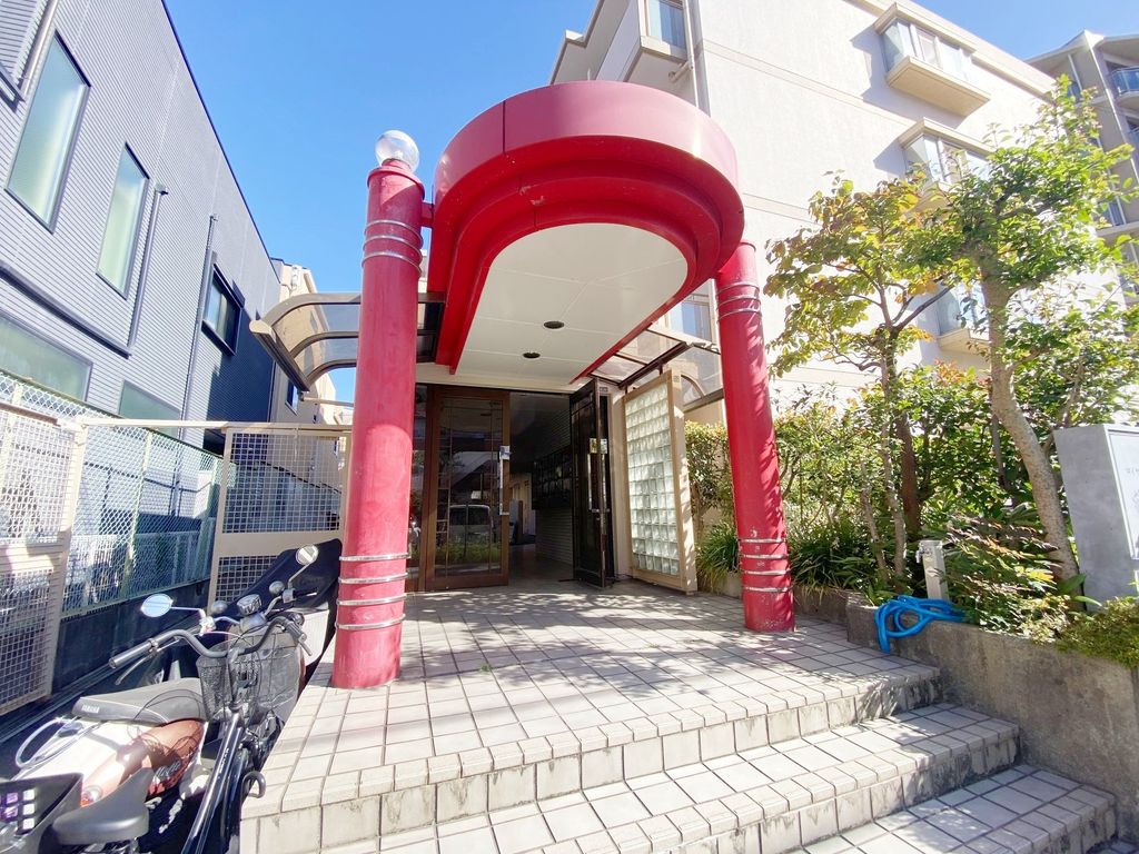 エントランス　エントランス