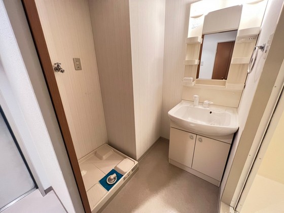 洗面設備　※別部屋の写真です