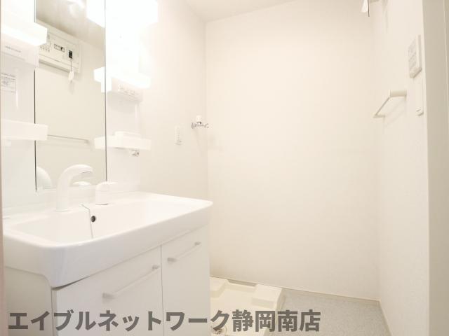 洗面設備　洗面所です