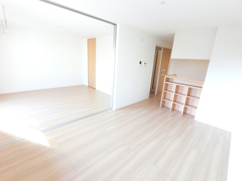 居室・リビング　図面と現状に相違がある場合には現状を優先