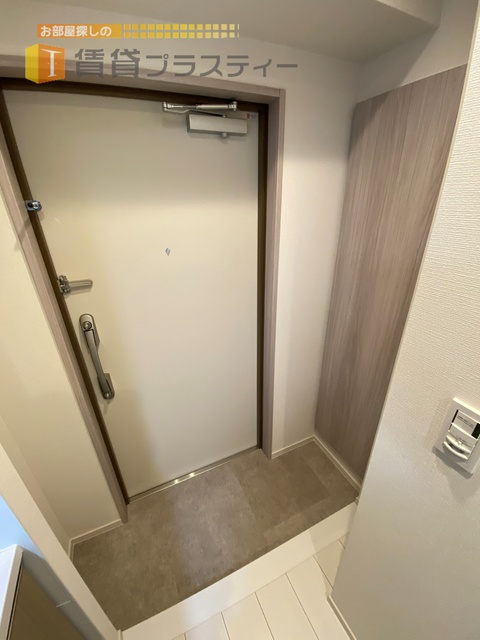 玄関　シューズボックス付き