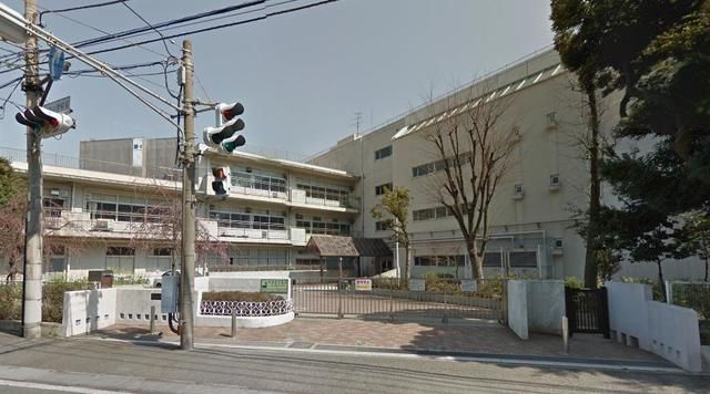 小学校　★★北方小学校（小学校）まで728m