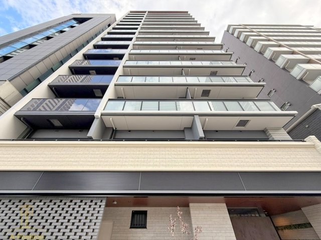 建物外観　ソルレヴェンテ新梅田