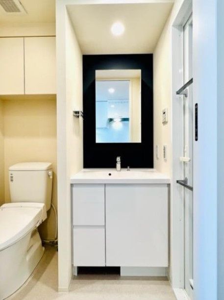 洗面設備　写真は同タイプ住居です。