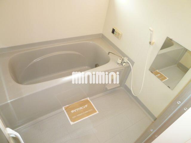 バス・シャワールーム　追い焚きバス、浴室乾燥機