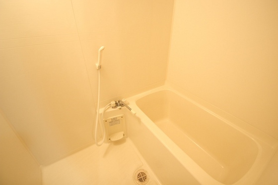 バス・シャワールーム　※別号室の写真です