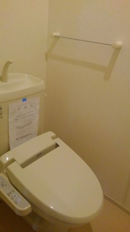 トイレ　トイレもきれいです