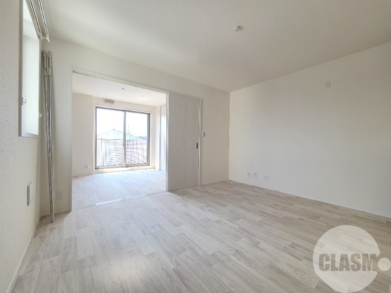 居室・リビング　開放感のあるお部屋です♪