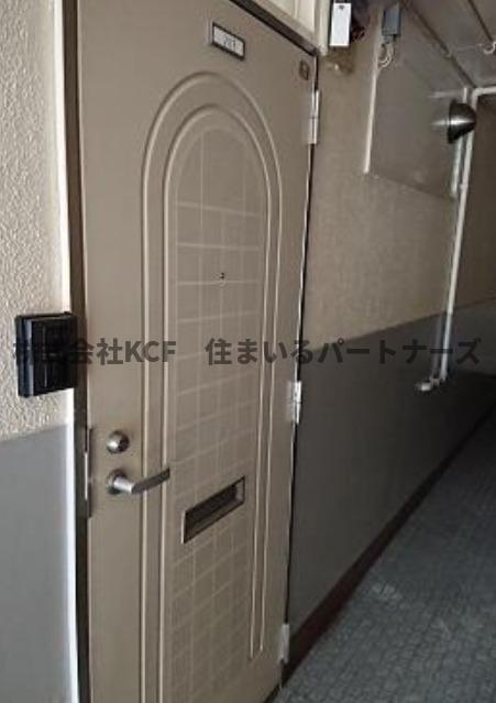 エントランス　落ち着いたエントランスです