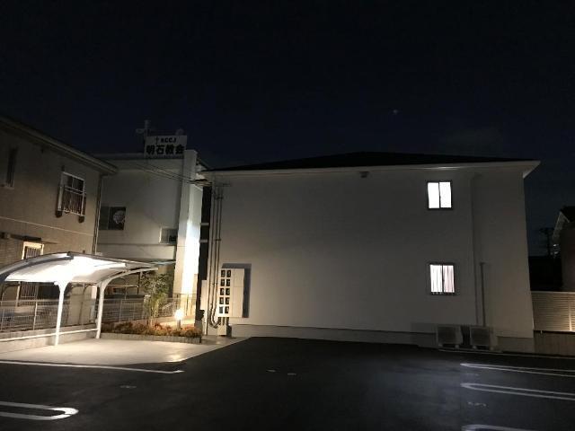 建物外観　外観写真（夜）