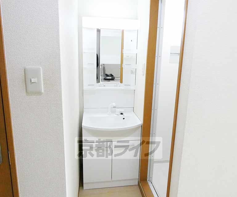 洗面設備　独立洗面台です！