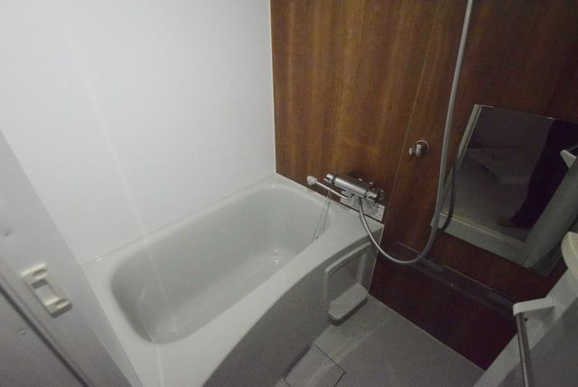 バス・シャワールーム　バス