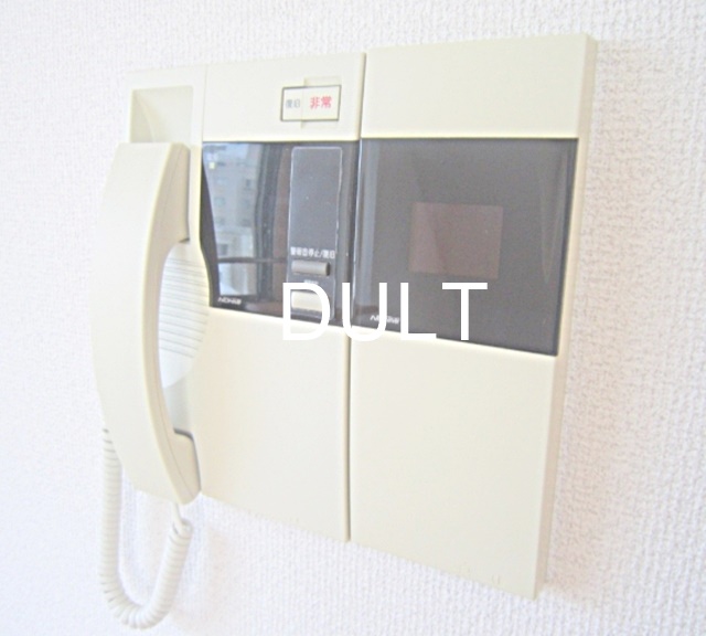 セキュリティ　モニター付きインターホンです。