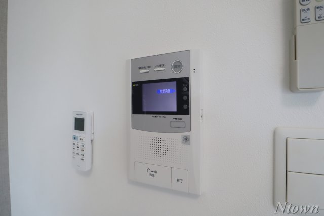 セキュリティ　モニター付きインターホンです