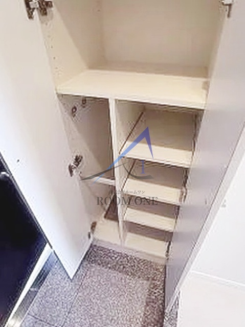 玄関　玄関です。