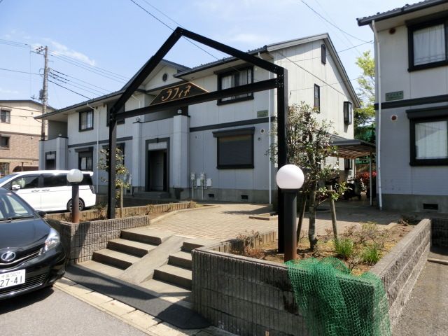 エントランス　エントランス。