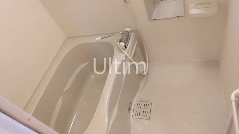 バス・シャワールーム　※別のお部屋の写真です