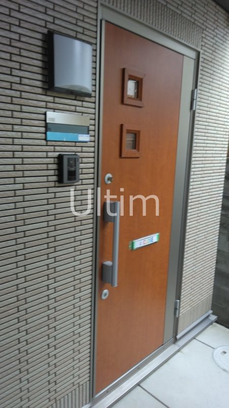 玄関　※別のお部屋の写真です