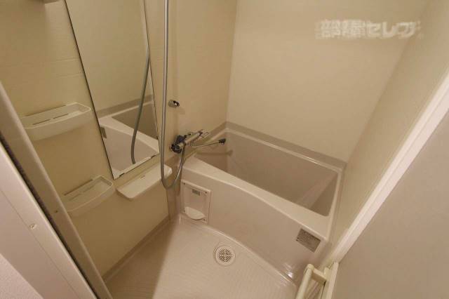 バス・シャワールーム　※他物件写真参照