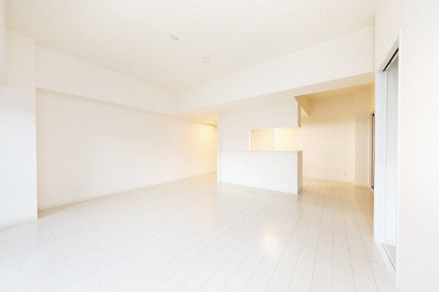 居室・リビング　★80平米越えの2LDK！★ペット飼育可能！★LDK20帖！