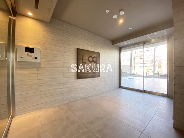 セキュリティ　不審者、勧誘員をシャットアウトできるオートロックです♪