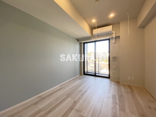 居室・リビング　使いやすい形の為、レイアウトを楽しめます♪