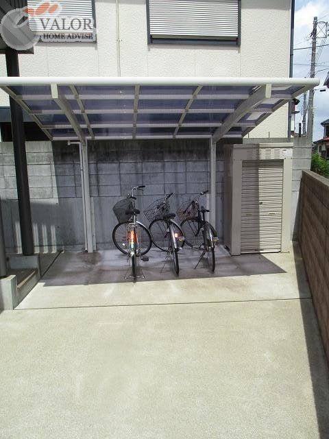 駐車場　駐輪場