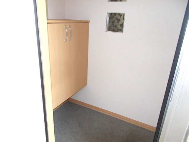 玄関　シンプルで使いやすい玄関です