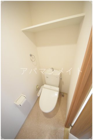 トイレ　ウォシュレット付き！